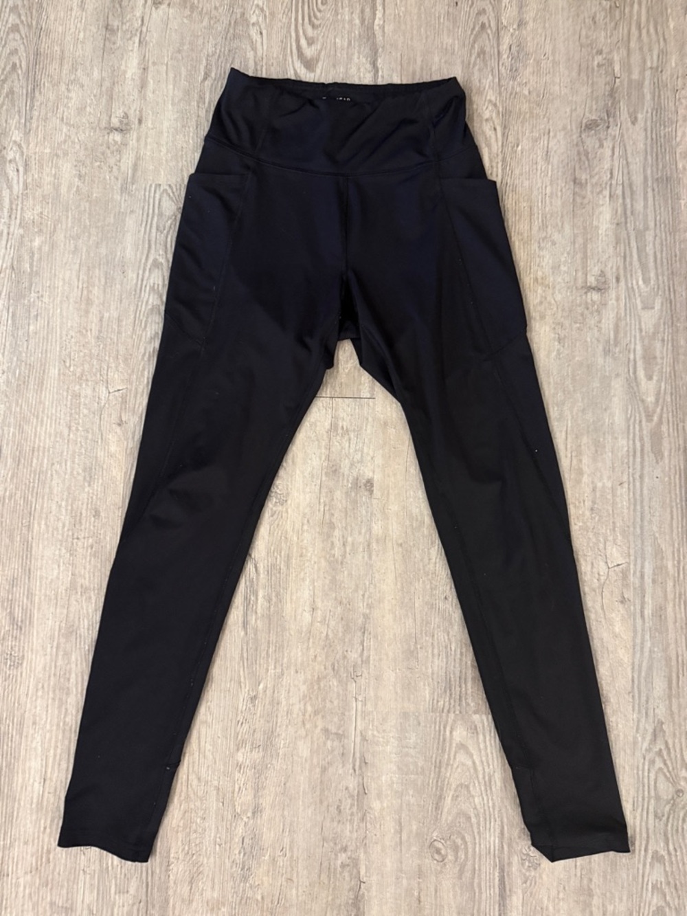 tek gear Black High-Waist Women’s Active Leggings with Side Pockets